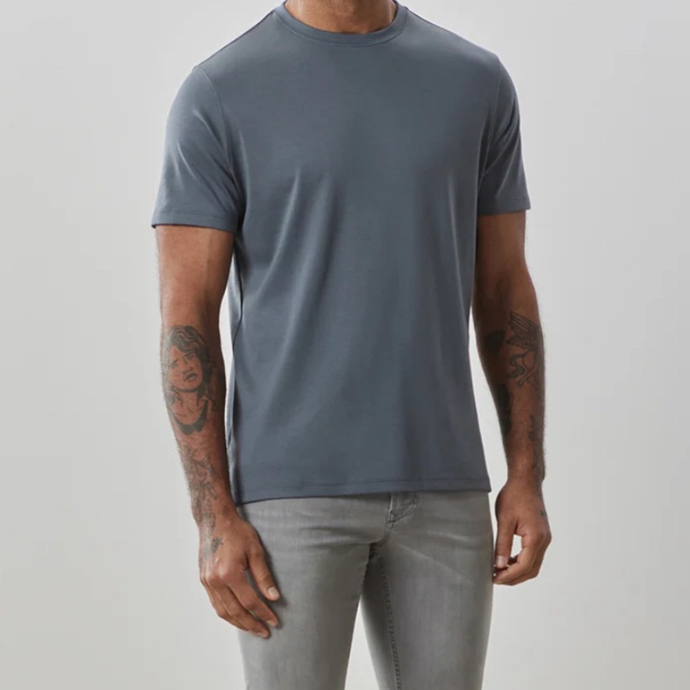 Robert Barakett Georgia Pima Cotton T-shirt Like New Size Large